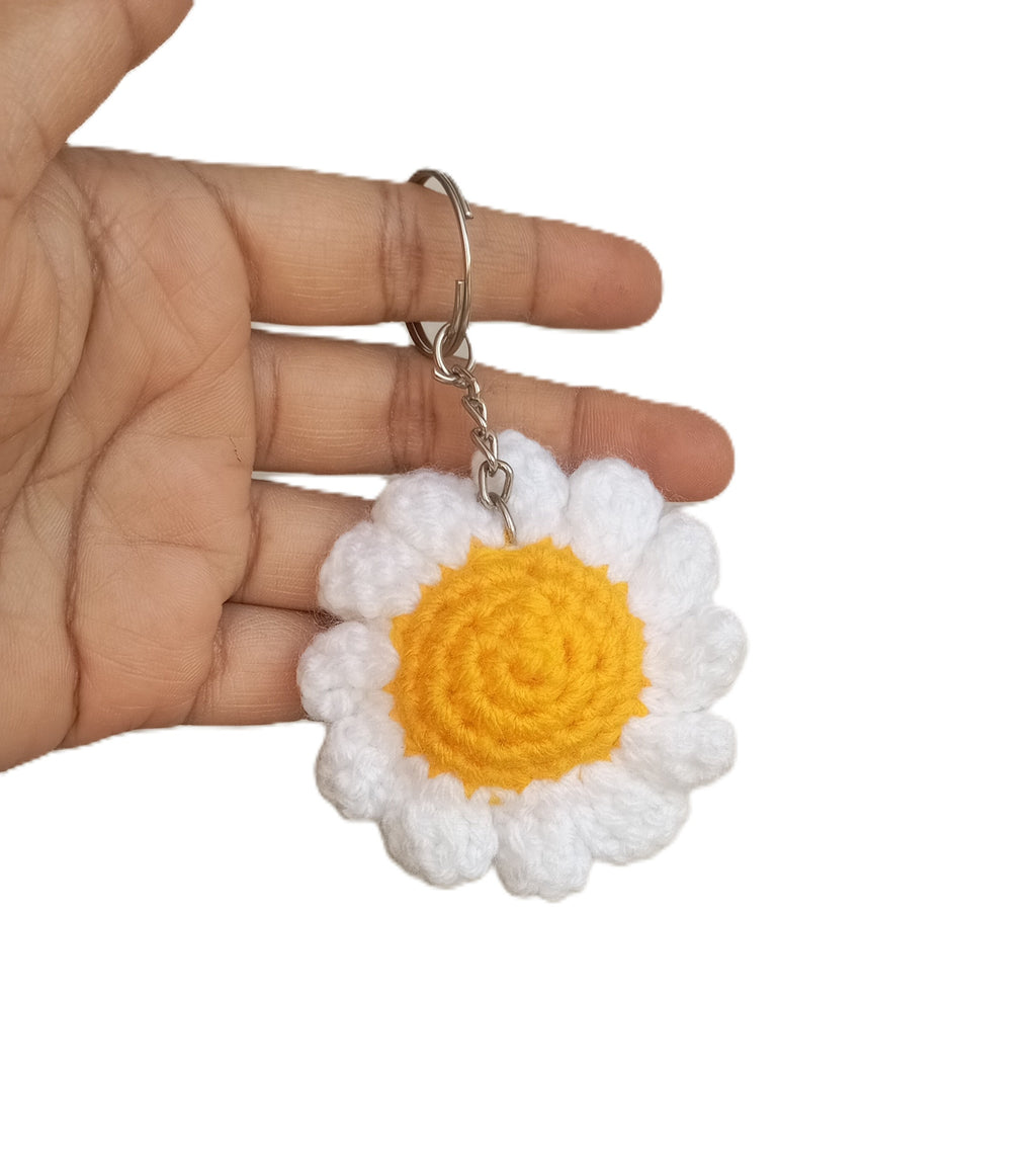 Handmade Crochet Keychains - White Daisy